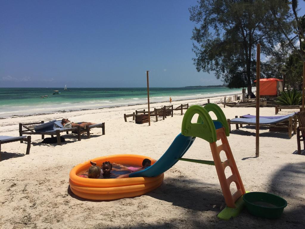 Simba Beach Zanzibar Kiwengwa  Buitenkant foto